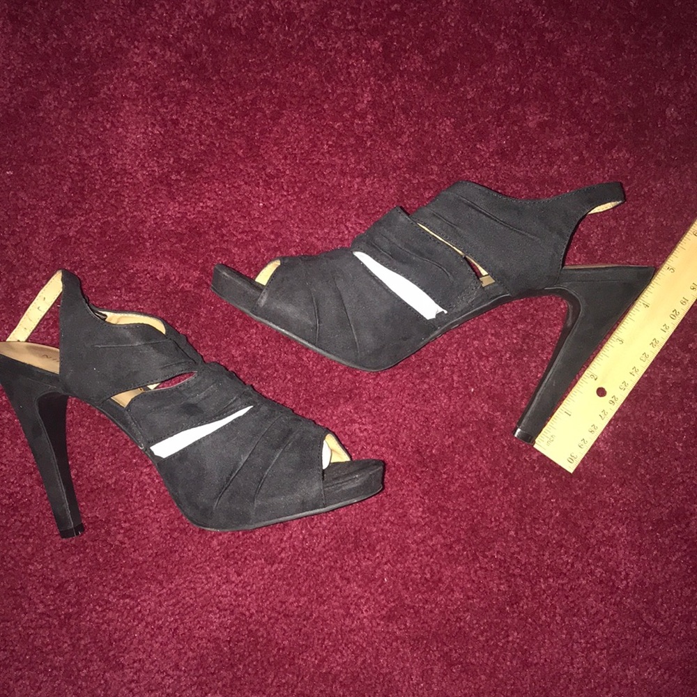 *USED* Nine West Open Toe Heels
